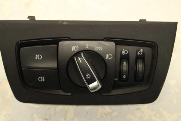 COMMODO BMW SERIE 3 F30 / F31 ( PHARE UNIQUEMENT ) - Vue 1